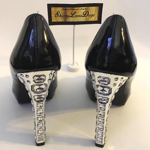 Carlos Santana Shoes - NWOT - Carlos Santana - Peep Toe Jeweled Heels!